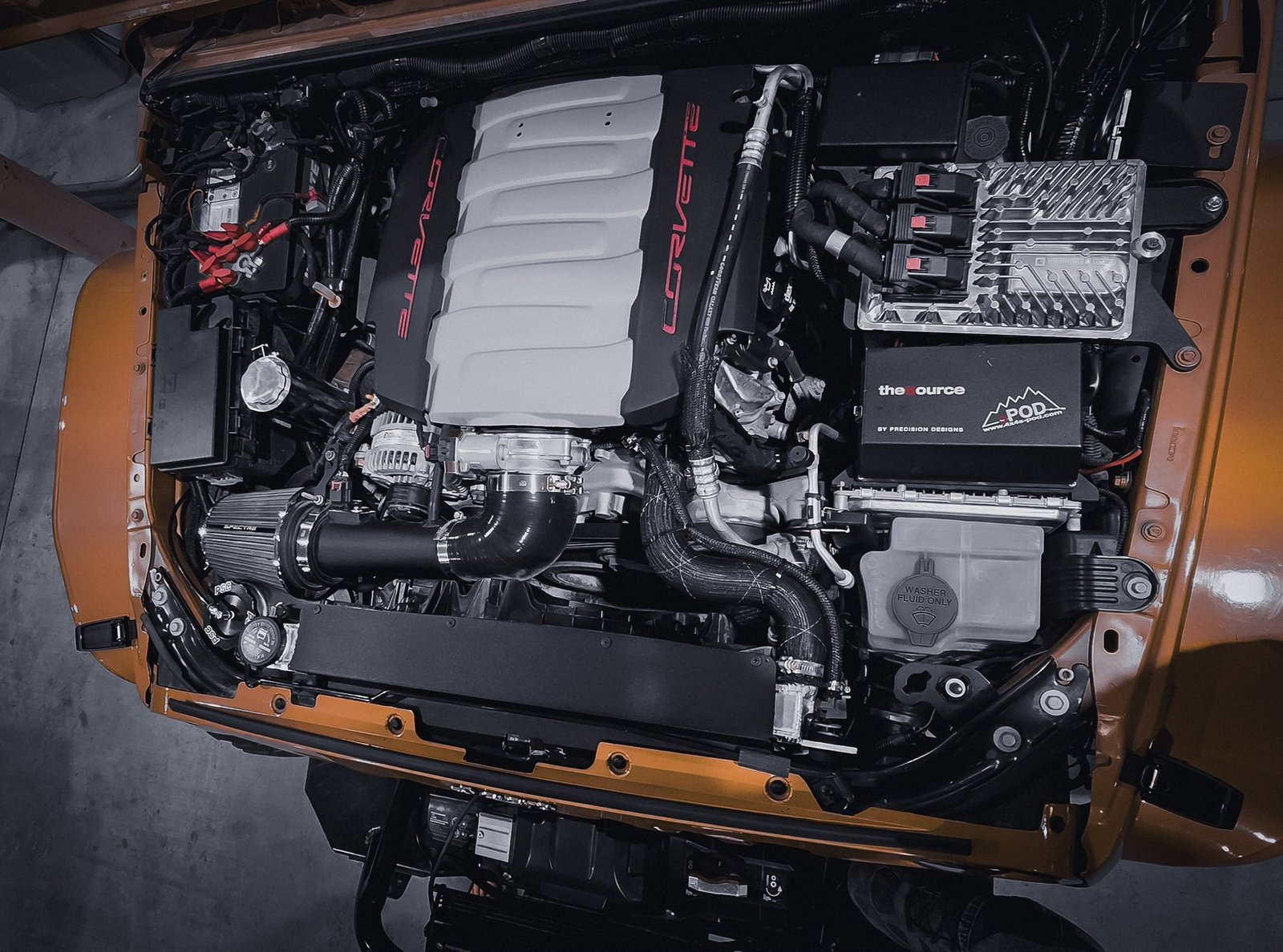LT1 engine bay with Corvette cover and Spectre intake