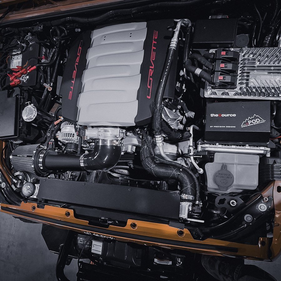 LT1 engine bay with Corvette cover and Spectre intake